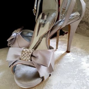 Audrey Brooke 4.5" heels